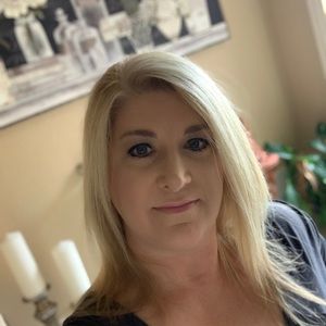 Meet your Posher, Mistie